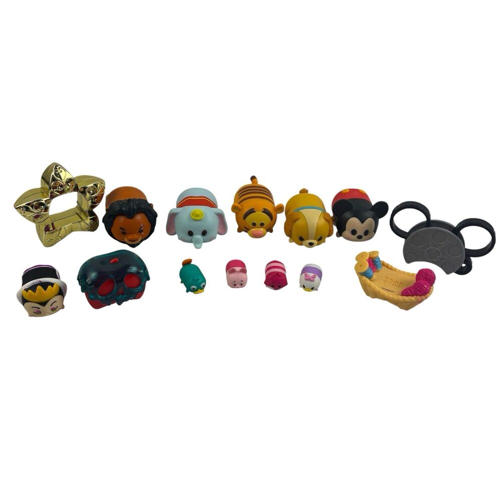 Disney Tsum Tsum Lot Of 14 Mini Vinyl Figures & Accessories Small Medium Large